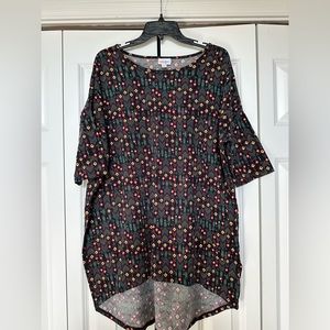 Medium Lularoe Irma Tunic